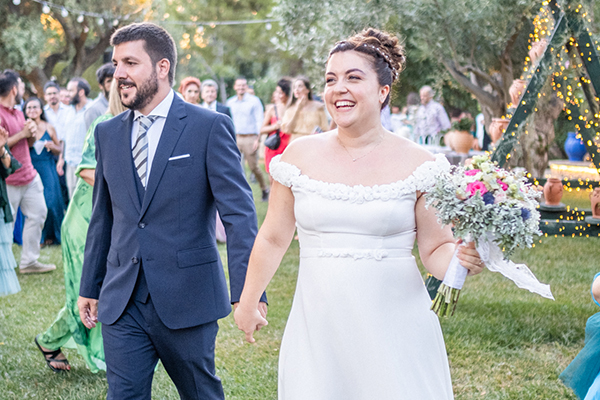 Ρομαντικός πολιτικός γάμος στο Κτήμα Μελεαγρίς με ροζ τριαντάφυλλα | Βίβιαν &  Άγους