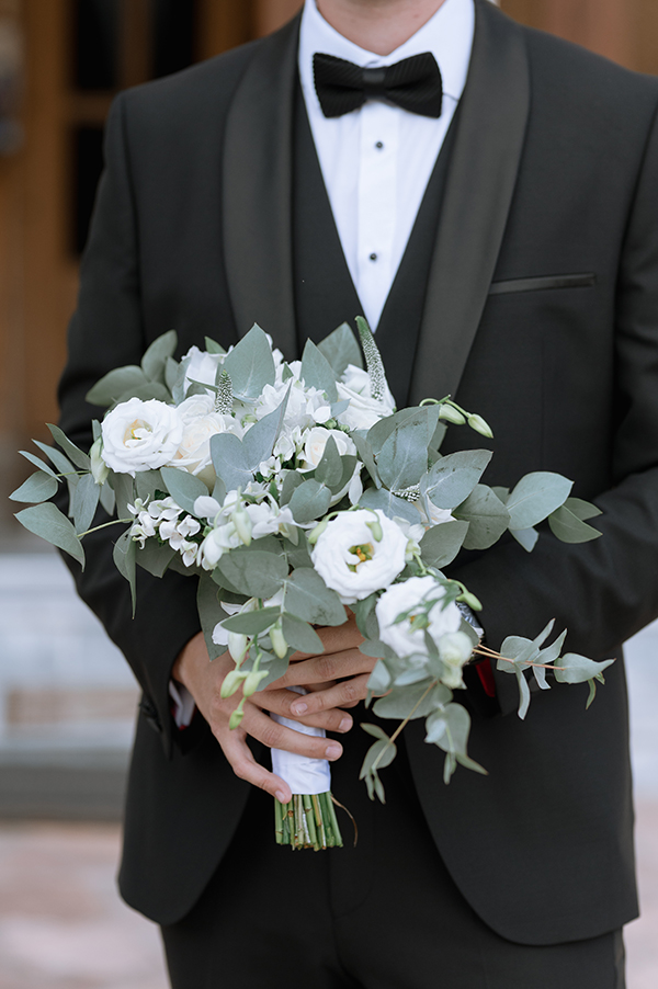 wedding-kavala-white-hydrangeas-eukalyptus_17