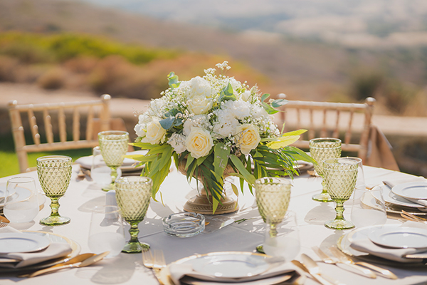 elegant-wedding-hatzi-mansion-gorgeous-white-florals_28z