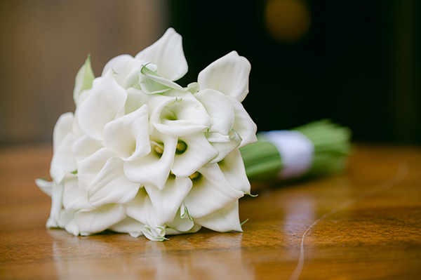 fall-wedding-mouseio-oinou-white-blossom_06x