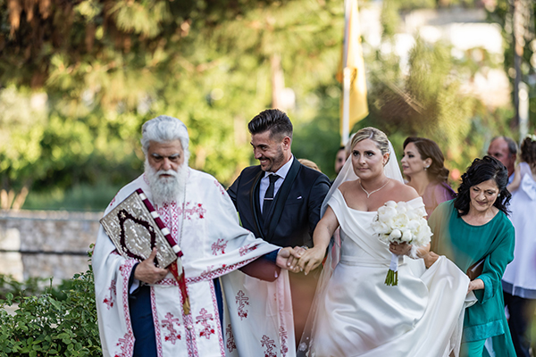 lovely-summer-wedding-naxos-island_13z