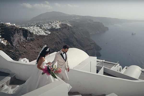 Ρομαντικό βίντεο destination γάμου στη Σαντορίνη  | Sheryl & Τίμος