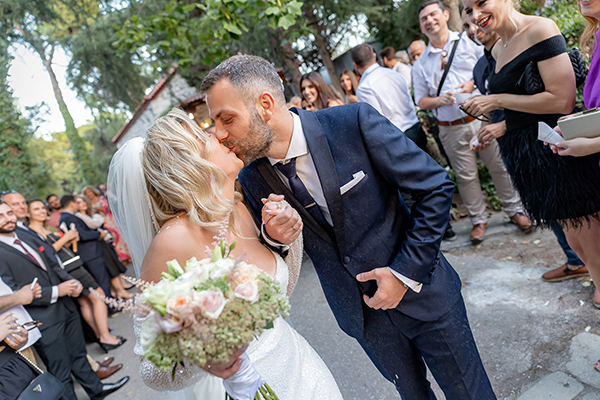 romantic-fall-wedding-thessaloniki-cute-moments_15