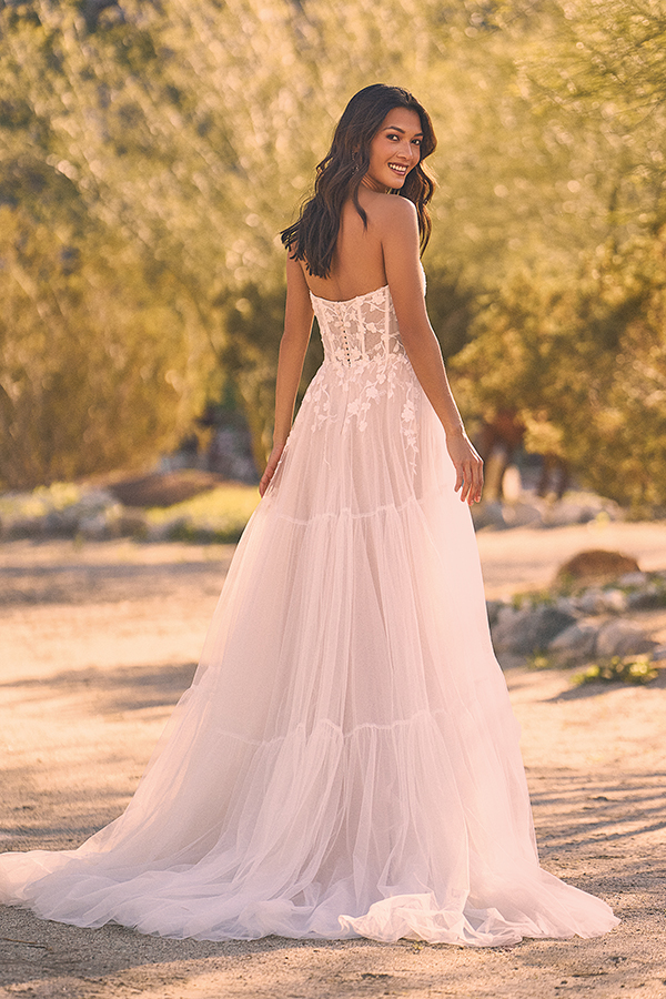 romantic-wedding-dresses-lilian-west-beautiful-bridal-look_14