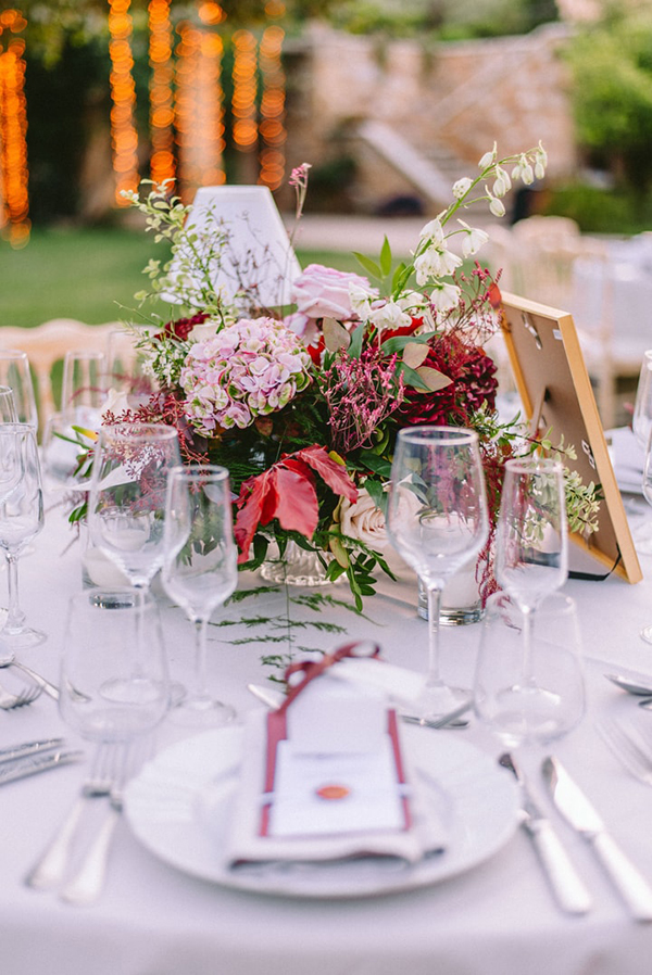 lovely-autumnll-wedding-athens-red-pink-florals_31