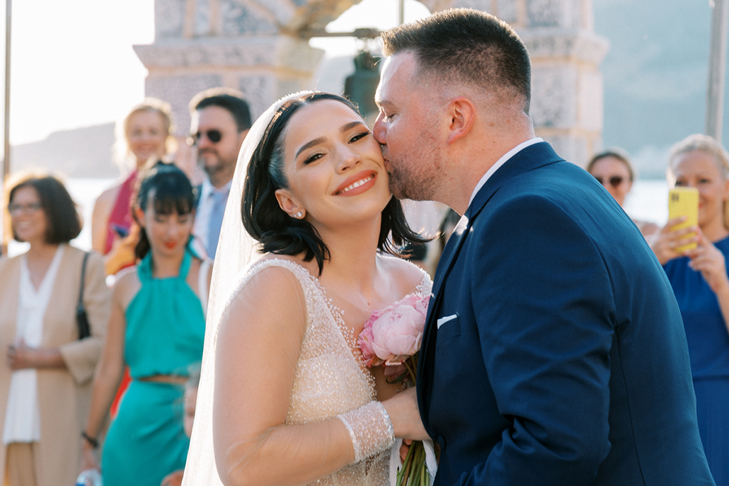 Ρομαντικός γάμος στη Μάνη με ροζ παιώνιες  | Ελένη & Γιάννης